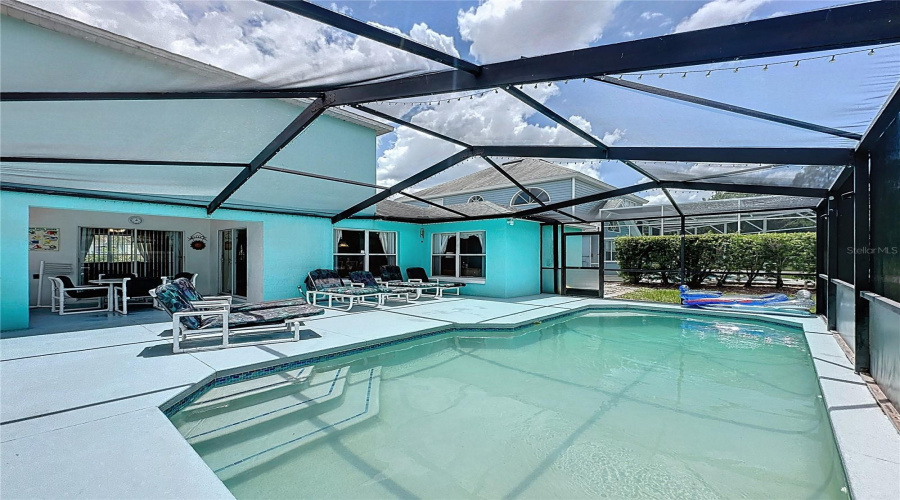 DAVENPORT, Florida 33896, 3 Bedrooms Bedrooms, ,2 BathroomsBathrooms,Residential,For Sale,HOLLINGSHEAD,0,MFRS5129612