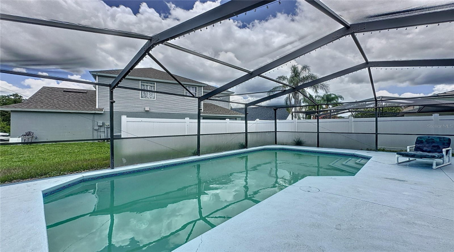 DAVENPORT, Florida 33896, 3 Bedrooms Bedrooms, ,2 BathroomsBathrooms,Residential,For Sale,HOLLINGSHEAD,0,MFRS5129612