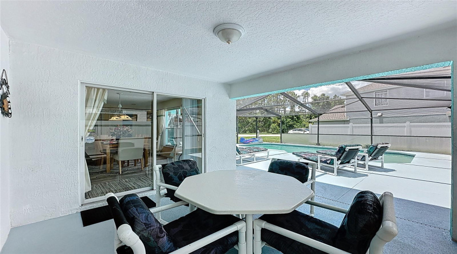 DAVENPORT, Florida 33896, 3 Bedrooms Bedrooms, ,2 BathroomsBathrooms,Residential,For Sale,HOLLINGSHEAD,0,MFRS5129612