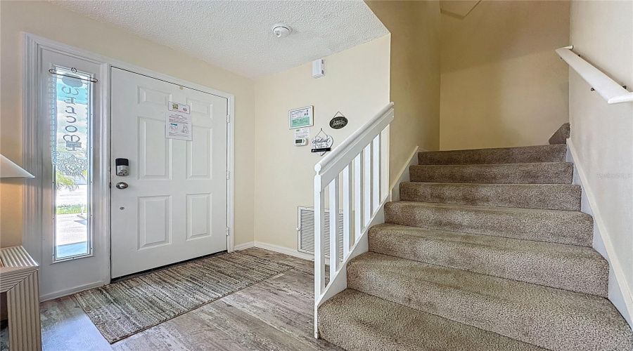 DAVENPORT, Florida 33896, 3 Bedrooms Bedrooms, ,2 BathroomsBathrooms,Residential,For Sale,HOLLINGSHEAD,0,MFRS5129612