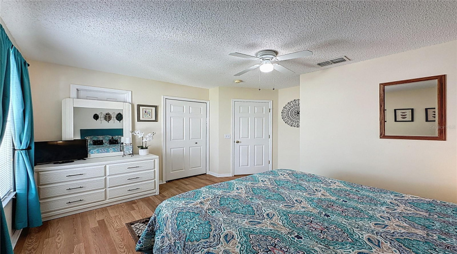 DAVENPORT, Florida 33896, 3 Bedrooms Bedrooms, ,2 BathroomsBathrooms,Residential,For Sale,HOLLINGSHEAD,0,MFRS5129612