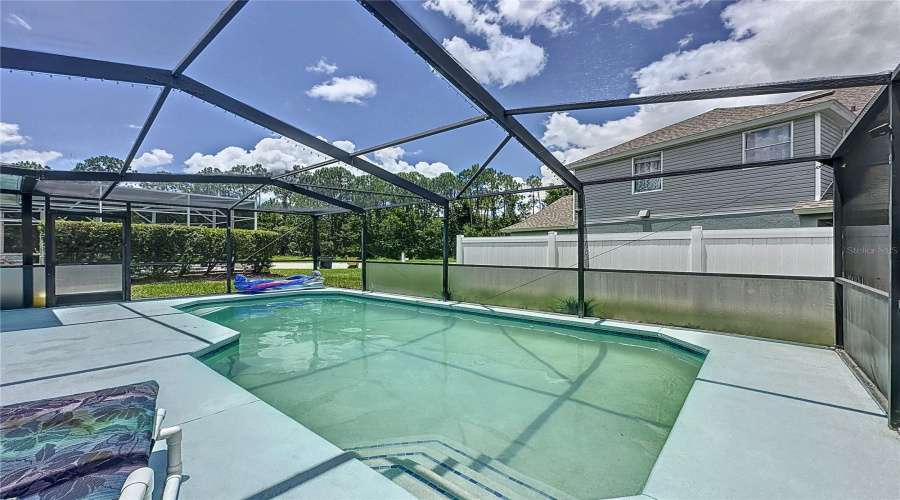 DAVENPORT, Florida 33896, 3 Bedrooms Bedrooms, ,2 BathroomsBathrooms,Residential,For Sale,HOLLINGSHEAD,0,MFRS5129612