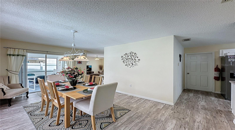 DAVENPORT, Florida 33896, 3 Bedrooms Bedrooms, ,2 BathroomsBathrooms,Residential,For Sale,HOLLINGSHEAD,0,MFRS5129612