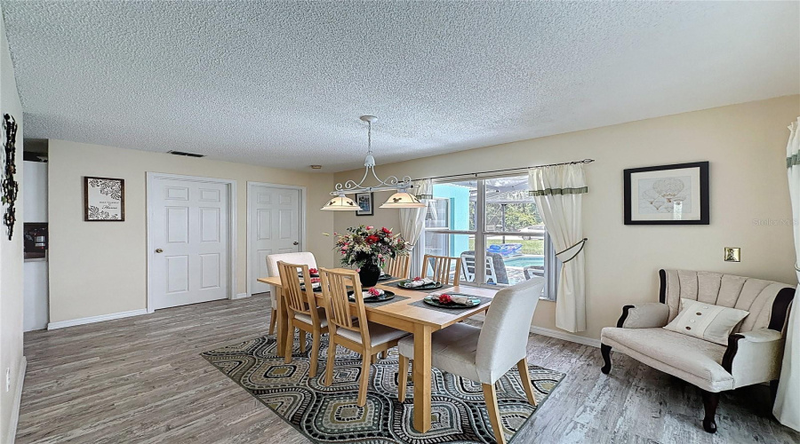 DAVENPORT, Florida 33896, 3 Bedrooms Bedrooms, ,2 BathroomsBathrooms,Residential,For Sale,HOLLINGSHEAD,0,MFRS5129612