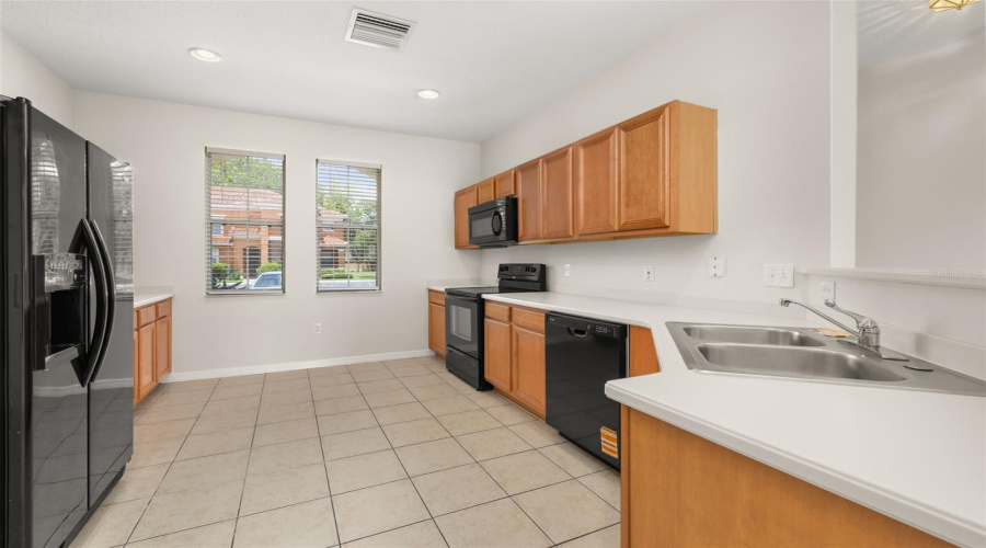 KISSIMMEE, Florida 34747, 3 Bedrooms Bedrooms, ,2 BathroomsBathrooms,Residential,For Sale,LONG ISLAND,0,MFRS5129853