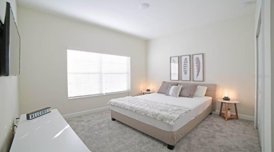 KISSIMMEE, Florida 34746, 5 Bedrooms Bedrooms, ,4 BathroomsBathrooms,Residential,For Sale,WINDERMERE,0,MFRO6322045