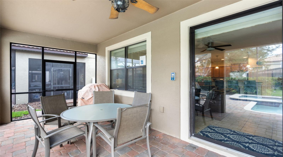 DAVENPORT, Florida 33896, 4 Bedrooms Bedrooms, ,3 BathroomsBathrooms,Residential,For Sale,MOON VALLEY,0,MFRO6322285