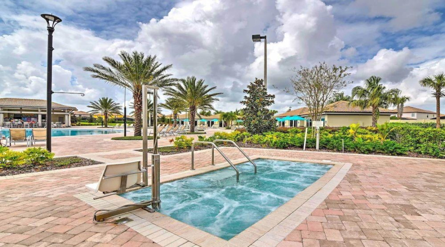 DAVENPORT, Florida 33896, 4 Bedrooms Bedrooms, ,3 BathroomsBathrooms,Residential,For Sale,MOON VALLEY,0,MFRO6322285
