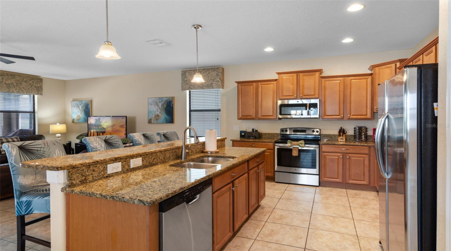DAVENPORT, Florida 33896, 4 Bedrooms Bedrooms, ,3 BathroomsBathrooms,Residential,For Sale,MOON VALLEY,0,MFRO6322285