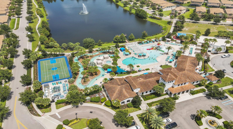 KISSIMMEE, Florida 34747, 5 Bedrooms Bedrooms, ,4 BathroomsBathrooms,Residential,For Sale,MAJORCA,0,MFRO6322434