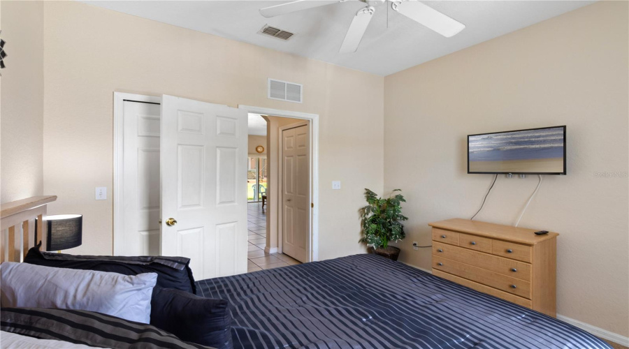 KISSIMMEE, Florida 34746, 4 Bedrooms Bedrooms, ,3 BathroomsBathrooms,Residential,For Sale,CAMARO,0,MFRS5129876