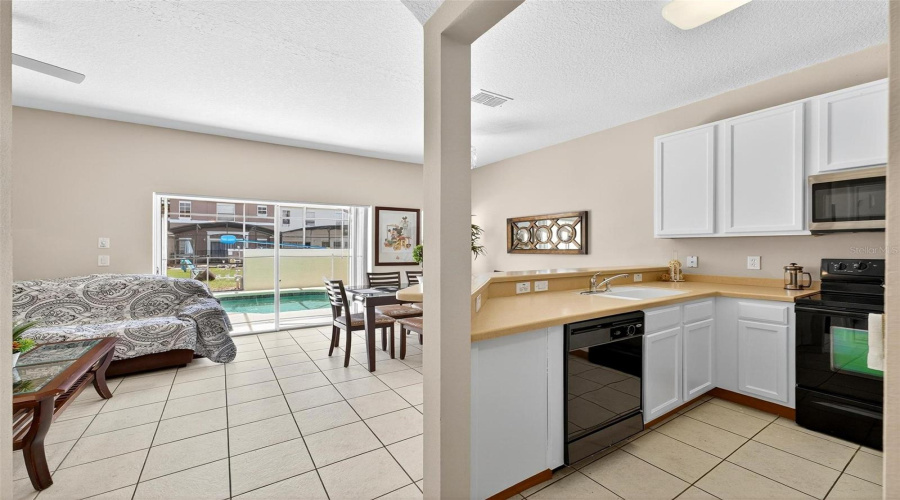 KISSIMMEE, Florida 34746, 4 Bedrooms Bedrooms, ,3 BathroomsBathrooms,Residential,For Sale,BALENO,0,MFRO6322283