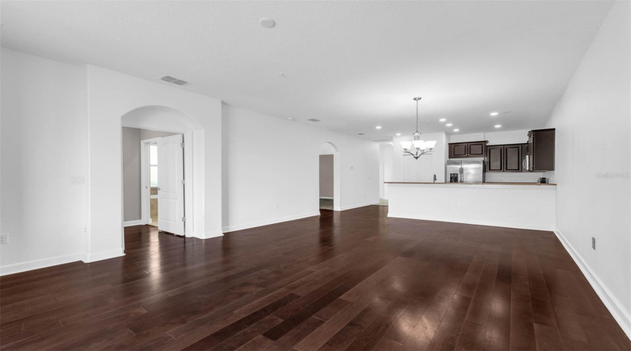 DAVENPORT, Florida 33896, 2 Bedrooms Bedrooms, ,2 BathroomsBathrooms,Residential,For Sale,AZALEA SANDS,0,MFRO6321934
