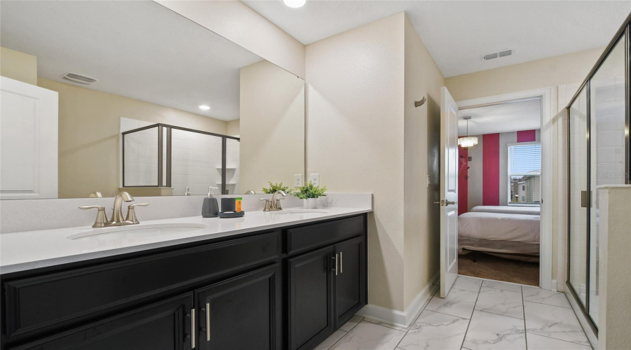 KISSIMMEE, Florida 34746, 9 Bedrooms Bedrooms, ,5 BathroomsBathrooms,Residential,For Sale,NARRATIVE,0,MFRS5129900