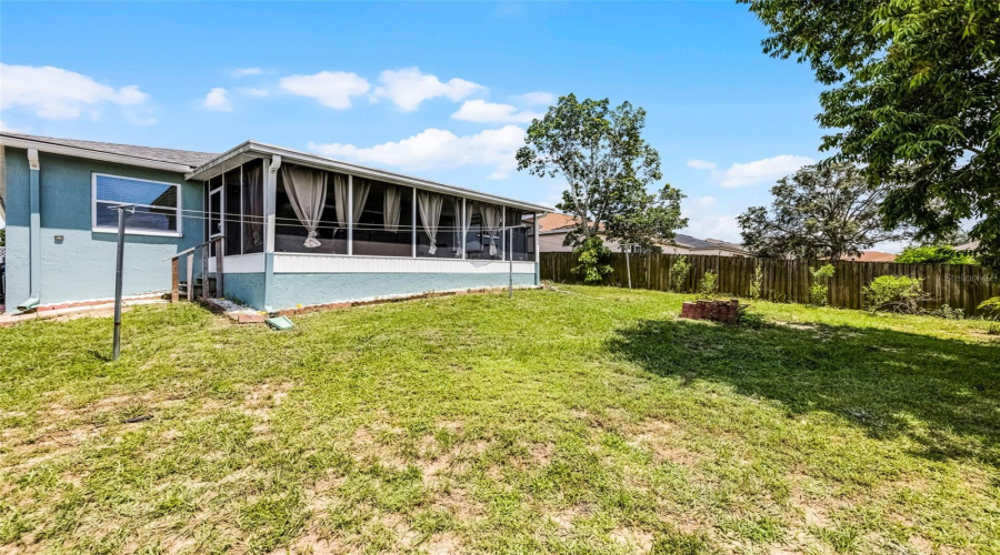 DAVENPORT, Florida 33837, 4 Bedrooms Bedrooms, ,2 BathroomsBathrooms,Residential,For Sale,WINSOR,0,MFRO6322645