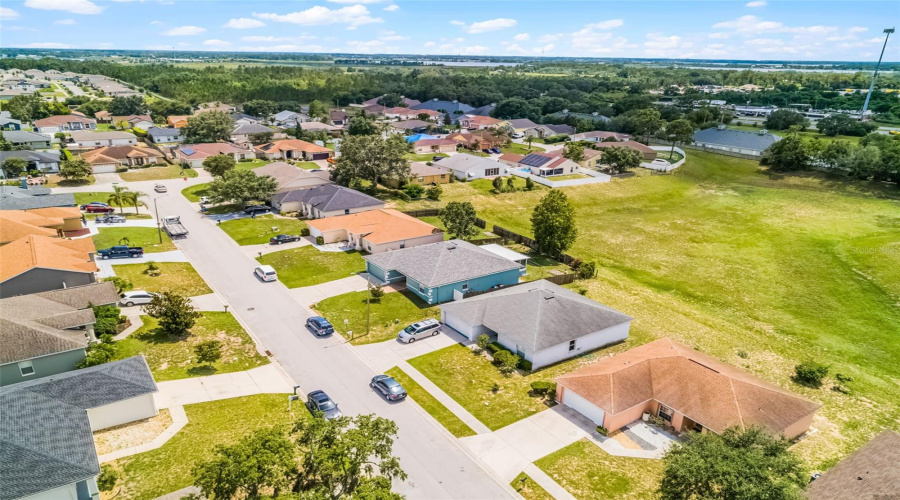 DAVENPORT, Florida 33837, 4 Bedrooms Bedrooms, ,2 BathroomsBathrooms,Residential,For Sale,WINSOR,0,MFRO6322645