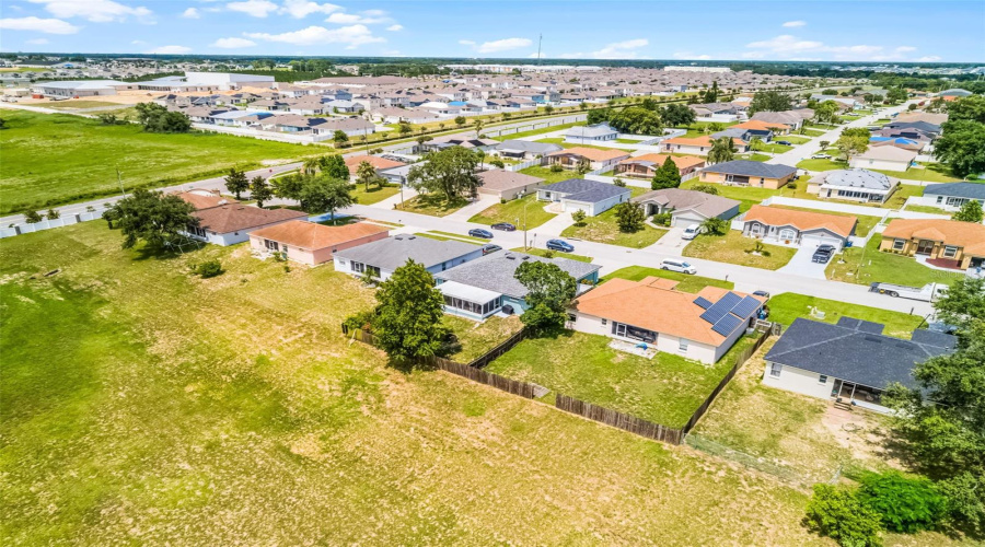 DAVENPORT, Florida 33837, 4 Bedrooms Bedrooms, ,2 BathroomsBathrooms,Residential,For Sale,WINSOR,0,MFRO6322645
