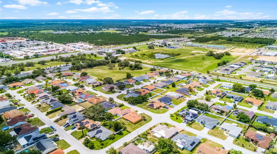 DAVENPORT, Florida 33837, 4 Bedrooms Bedrooms, ,2 BathroomsBathrooms,Residential,For Sale,WINSOR,0,MFRO6322645