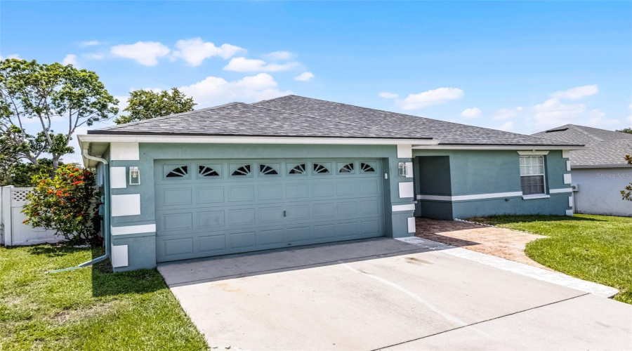 DAVENPORT, Florida 33837, 4 Bedrooms Bedrooms, ,2 BathroomsBathrooms,Residential,For Sale,WINSOR,0,MFRO6322645