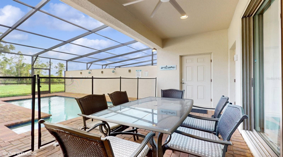KISSIMMEE, Florida 34747, 5 Bedrooms Bedrooms, ,4 BathroomsBathrooms,Residential,For Sale,GENEVE,0,MFRO6319533