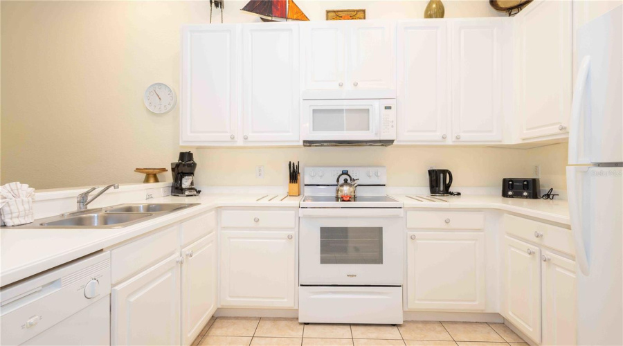 DAVENPORT, Florida 33897, 3 Bedrooms Bedrooms, ,2 BathroomsBathrooms,Residential,For Sale,NEW PROVIDENCE,0,MFRO6322659