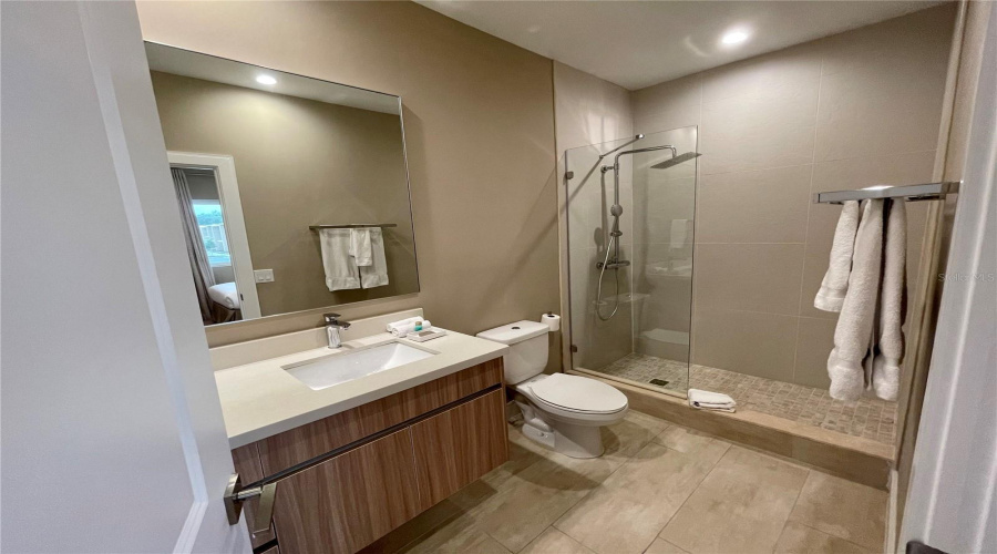 KISSIMMEE, Florida 34747, 4 Bedrooms Bedrooms, ,4 BathroomsBathrooms,Residential,For Sale,BROOKLYN,0,MFRO6322361