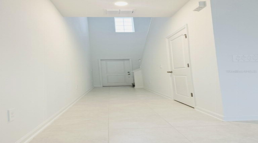 DAVENPORT, Florida 33837, 4 Bedrooms Bedrooms, ,2 BathroomsBathrooms,Residential,For Sale,BIG SUR,0,MFRTB8401464