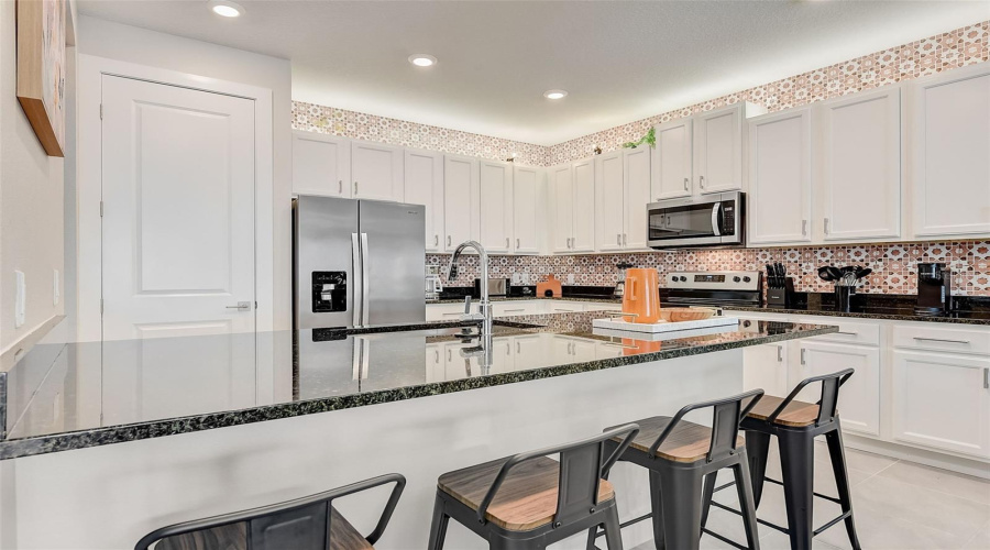 REUNION, Florida 34747, 6 Bedrooms Bedrooms, ,4 BathroomsBathrooms,Residential,For Sale,GATHERING,0,MFRS5129951