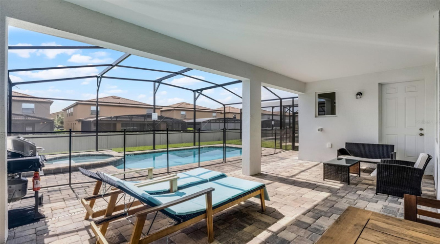 KISSIMMEE, Florida 34747, 6 Bedrooms Bedrooms, ,4 BathroomsBathrooms,Residential,For Sale,COCONUT BREEZE,0,MFRO6322168