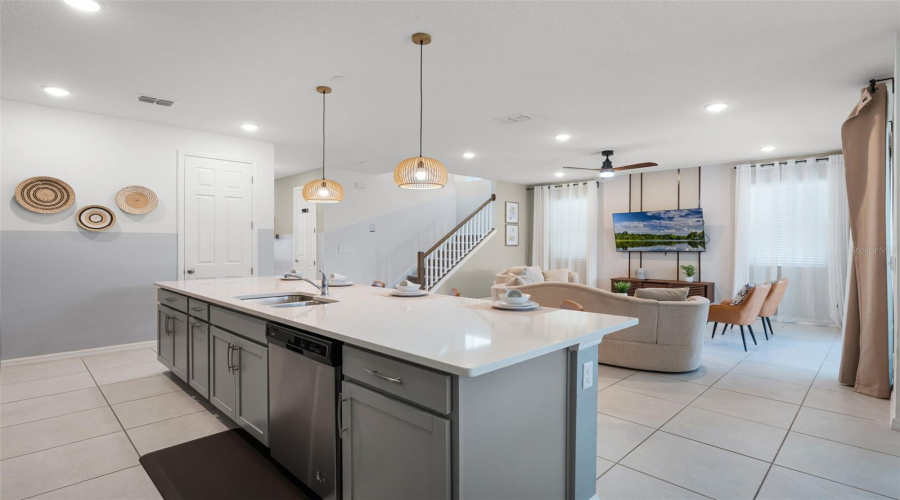 KISSIMMEE, Florida 34747, 6 Bedrooms Bedrooms, ,4 BathroomsBathrooms,Residential,For Sale,COCONUT BREEZE,0,MFRO6322168