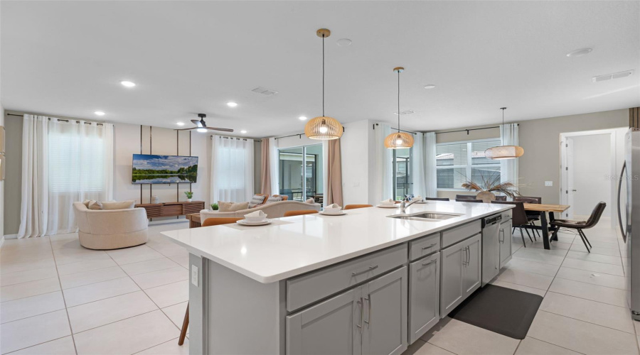 KISSIMMEE, Florida 34747, 6 Bedrooms Bedrooms, ,4 BathroomsBathrooms,Residential,For Sale,COCONUT BREEZE,0,MFRO6322168
