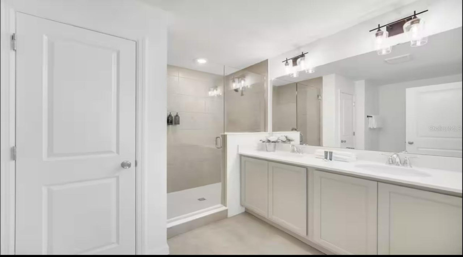 DAVENPORT, Florida 33896, 3 Bedrooms Bedrooms, ,2 BathroomsBathrooms,Residential,For Sale,LONGBOAT,0,MFRS5129861