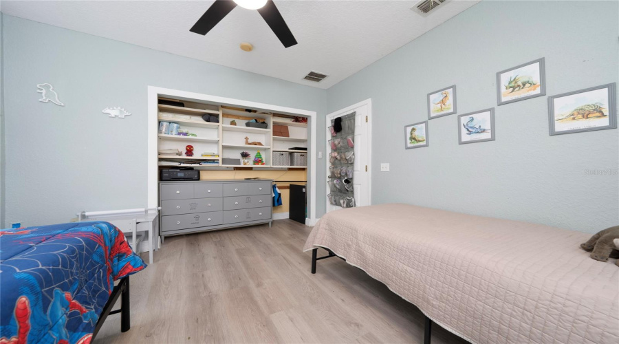Second Bedroom (2)