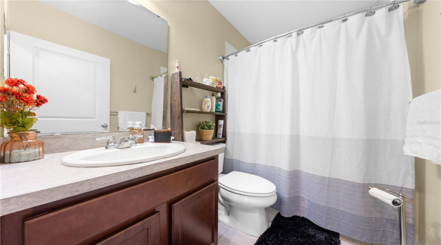 DAVENPORT, Florida 33837, 4 Bedrooms Bedrooms, ,2 BathroomsBathrooms,Residential,For Sale,JEFFERSON,0,MFRS5129936