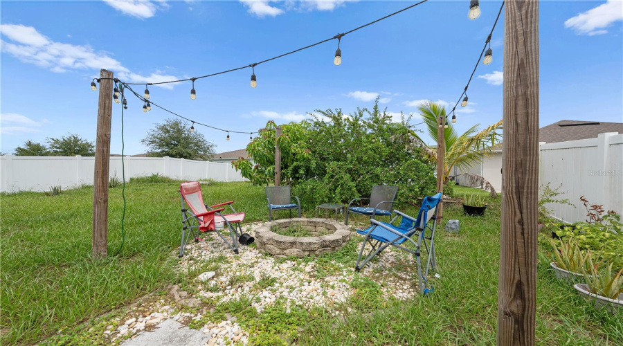 DAVENPORT, Florida 33837, 4 Bedrooms Bedrooms, ,2 BathroomsBathrooms,Residential,For Sale,JEFFERSON,0,MFRS5129936