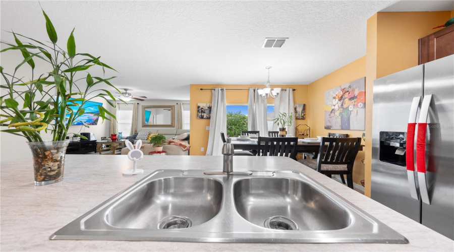 DAVENPORT, Florida 33837, 4 Bedrooms Bedrooms, ,2 BathroomsBathrooms,Residential,For Sale,JEFFERSON,0,MFRS5129936