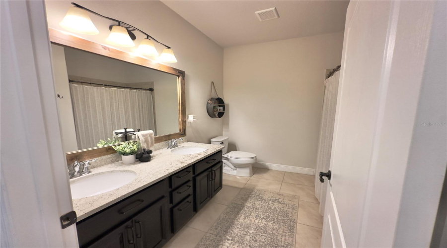 DAVENPORT, Florida 33837, 4 Bedrooms Bedrooms, ,3 BathroomsBathrooms,Residential,For Sale,SUMMER SQUALL,0,MFRG5099048