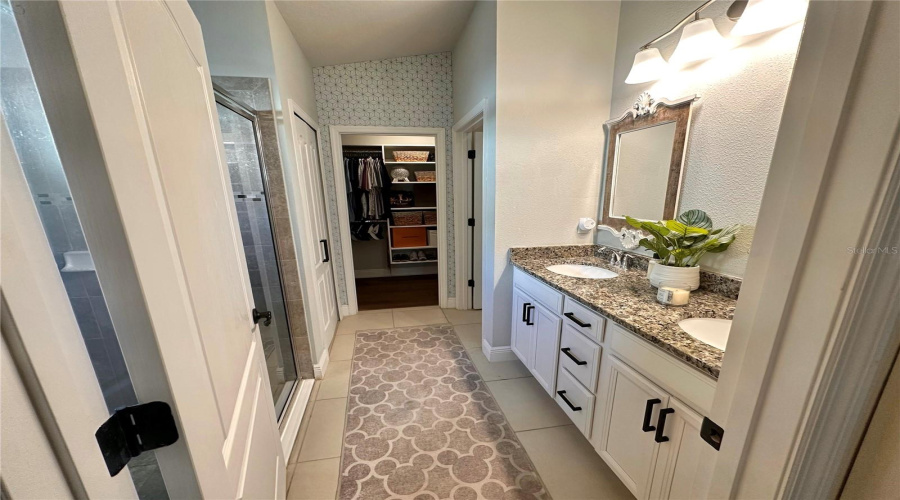 DAVENPORT, Florida 33837, 4 Bedrooms Bedrooms, ,3 BathroomsBathrooms,Residential,For Sale,WHIRLAWAY DRIVE,0,MFRG5099049