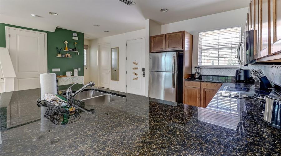 KISSIMMEE, Florida 34746, 3 Bedrooms Bedrooms, ,3 BathroomsBathrooms,Residential,For Sale,ROADSTER,0,MFRO6322805