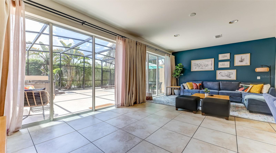 KISSIMMEE, Florida 34746, 3 Bedrooms Bedrooms, ,3 BathroomsBathrooms,Residential,For Sale,ROADSTER,0,MFRO6322805