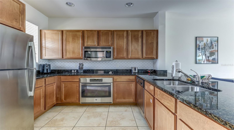 KISSIMMEE, Florida 34746, 3 Bedrooms Bedrooms, ,3 BathroomsBathrooms,Residential,For Sale,ROADSTER,0,MFRO6322805