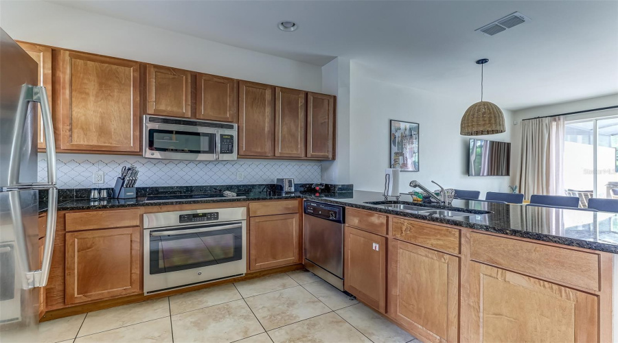 KISSIMMEE, Florida 34746, 3 Bedrooms Bedrooms, ,3 BathroomsBathrooms,Residential,For Sale,ROADSTER,0,MFRO6322805