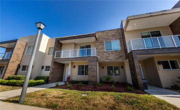 KISSIMMEE, Florida 34747, 4 Bedrooms Bedrooms, ,4 BathroomsBathrooms,Residential,For Sale,RECIFE,0,MFRO6322858