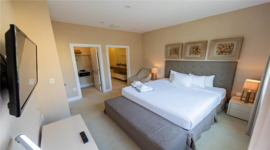 Master Bedroom 1st floor