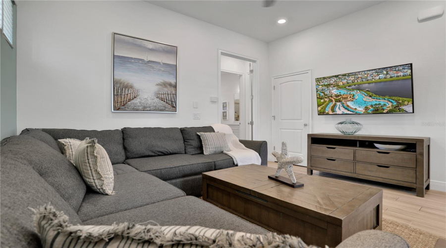 KISSIMMEE, Florida 34747, 4 Bedrooms Bedrooms, ,3 BathroomsBathrooms,Residential,For Sale,LOST SHAKER,0,MFRO6323359