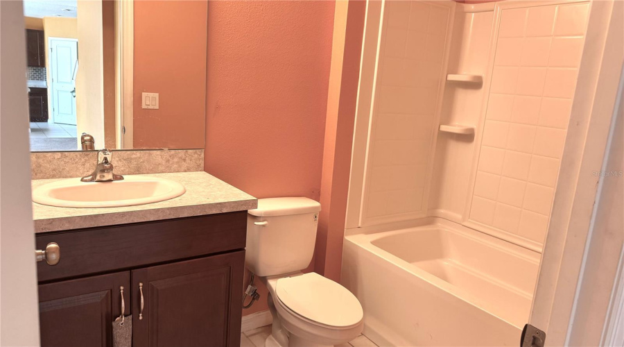 1ST FLOOR BATHROOM