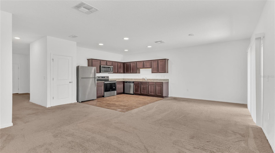 DAVENPORT, Florida 33837, 3 Bedrooms Bedrooms, ,2 BathroomsBathrooms,Residential,For Sale,GRANDIN,0,MFRO6315966