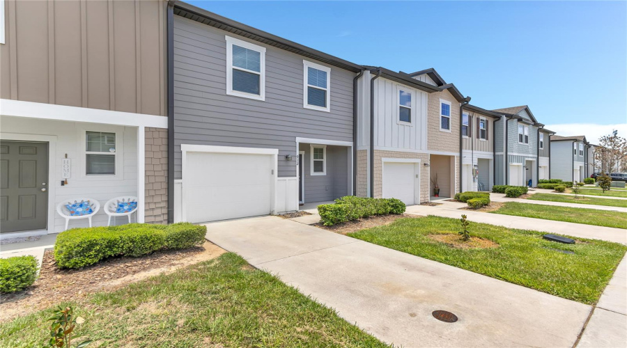 DAVENPORT, Florida 33837, 3 Bedrooms Bedrooms, ,2 BathroomsBathrooms,Residential,For Sale,GRANDIN,0,MFRO6315966