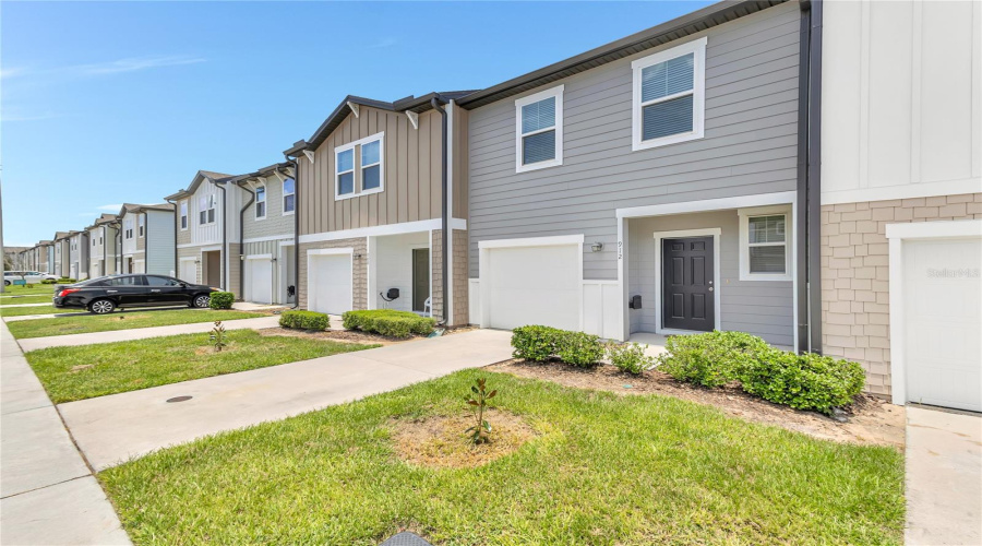 DAVENPORT, Florida 33837, 3 Bedrooms Bedrooms, ,2 BathroomsBathrooms,Residential,For Sale,GRANDIN,0,MFRO6315966
