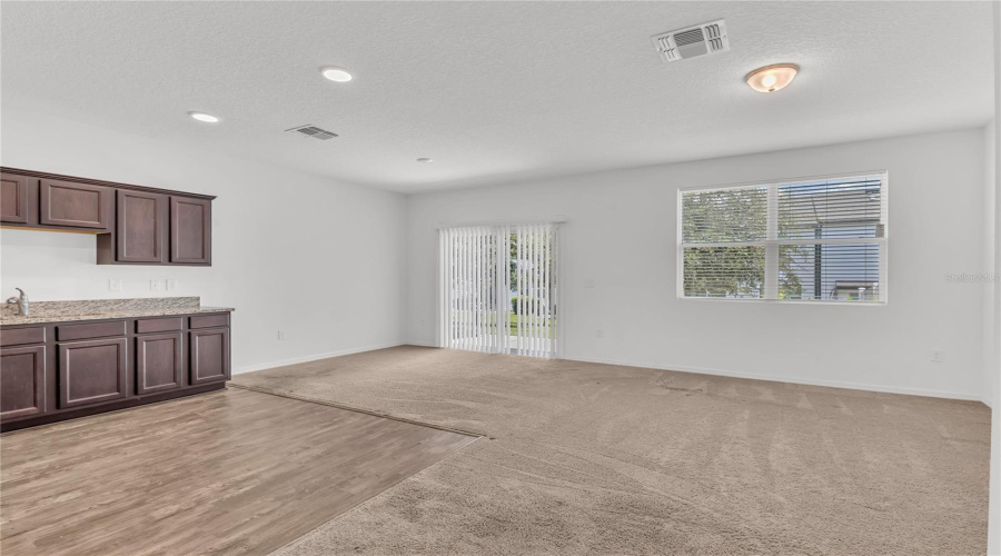 DAVENPORT, Florida 33837, 3 Bedrooms Bedrooms, ,2 BathroomsBathrooms,Residential,For Sale,GRANDIN,0,MFRO6315966